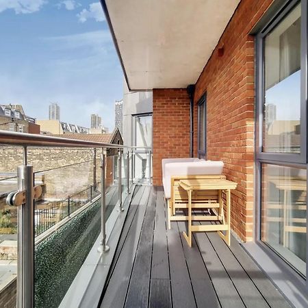 Luxury 2 Bed 2 Bath With Balcony New Build Apartment *South Central London* Buitenkant foto